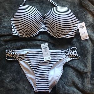 NEW WITH TAGS hollister bikini M bottom DD top